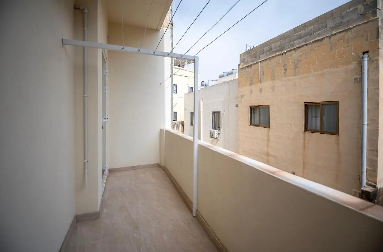 2 Bedroom Apartment In Gudja